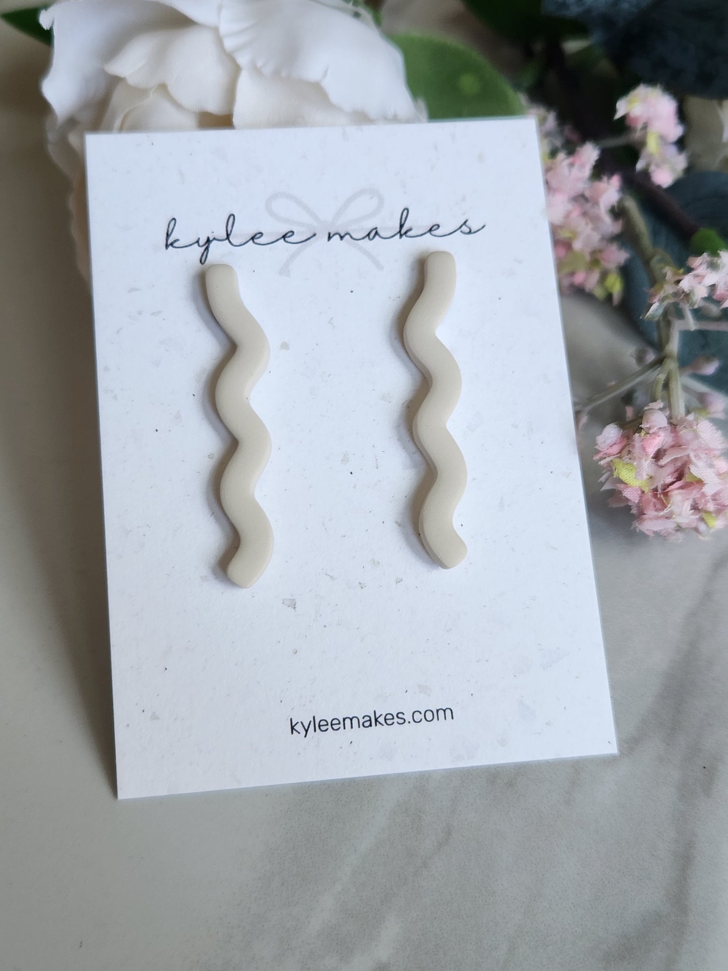 Squiggle Studs